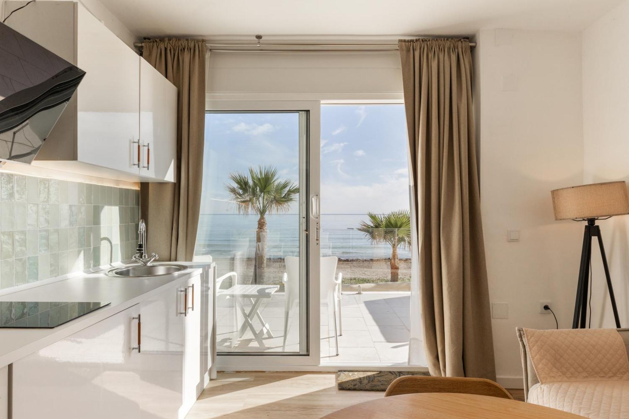 Maravilloso Apartamento Amanecer Cabo A Pie De Playa Y Mar En Chalet Roquetes Alicante Exterior photo